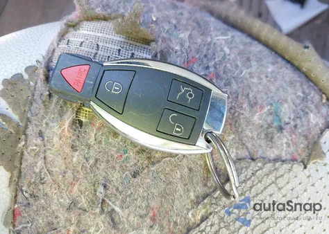 2006 Mercedes-Benz C 230 Sport z USA, uszkodzony, nr VIN WDBRF52H26F751918